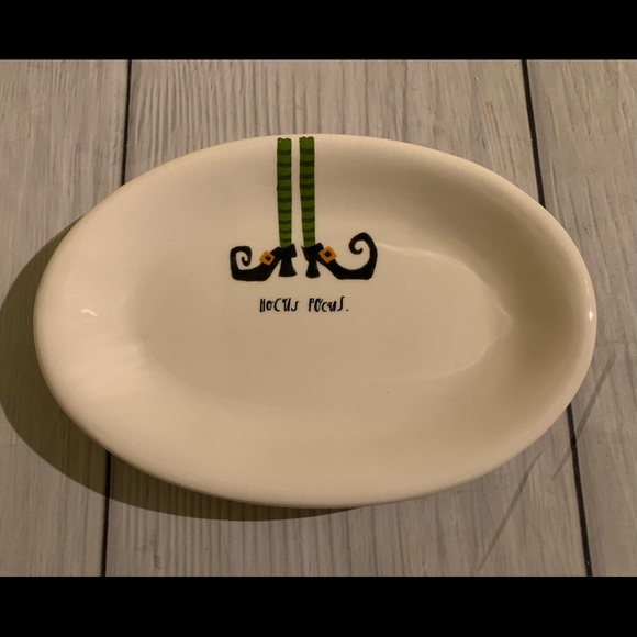 New Rae Dunn Artisan Collection Halloween 🎃 Theme 5pc Plate Set - Picture 5 of 15